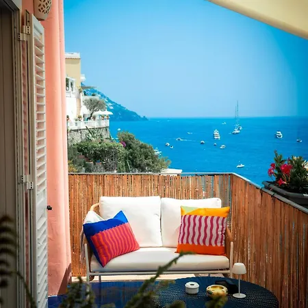 Breathtaking With Sea View In The Heart Of Bed & Breakfast